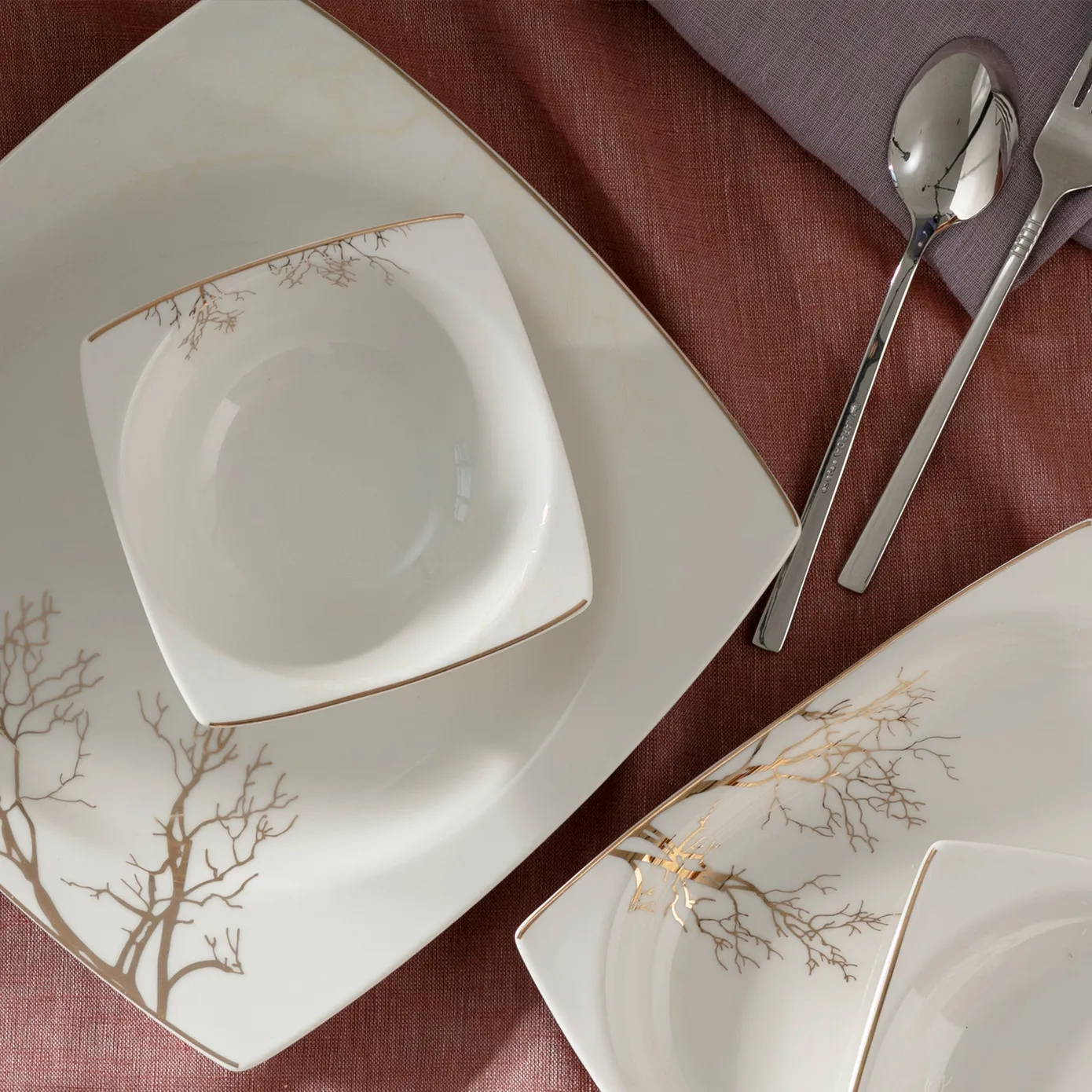 Karaca Autumn Fine Cream 60-teiliges Porzellangeschirr für 12 Personen quadratisch - Image 3
