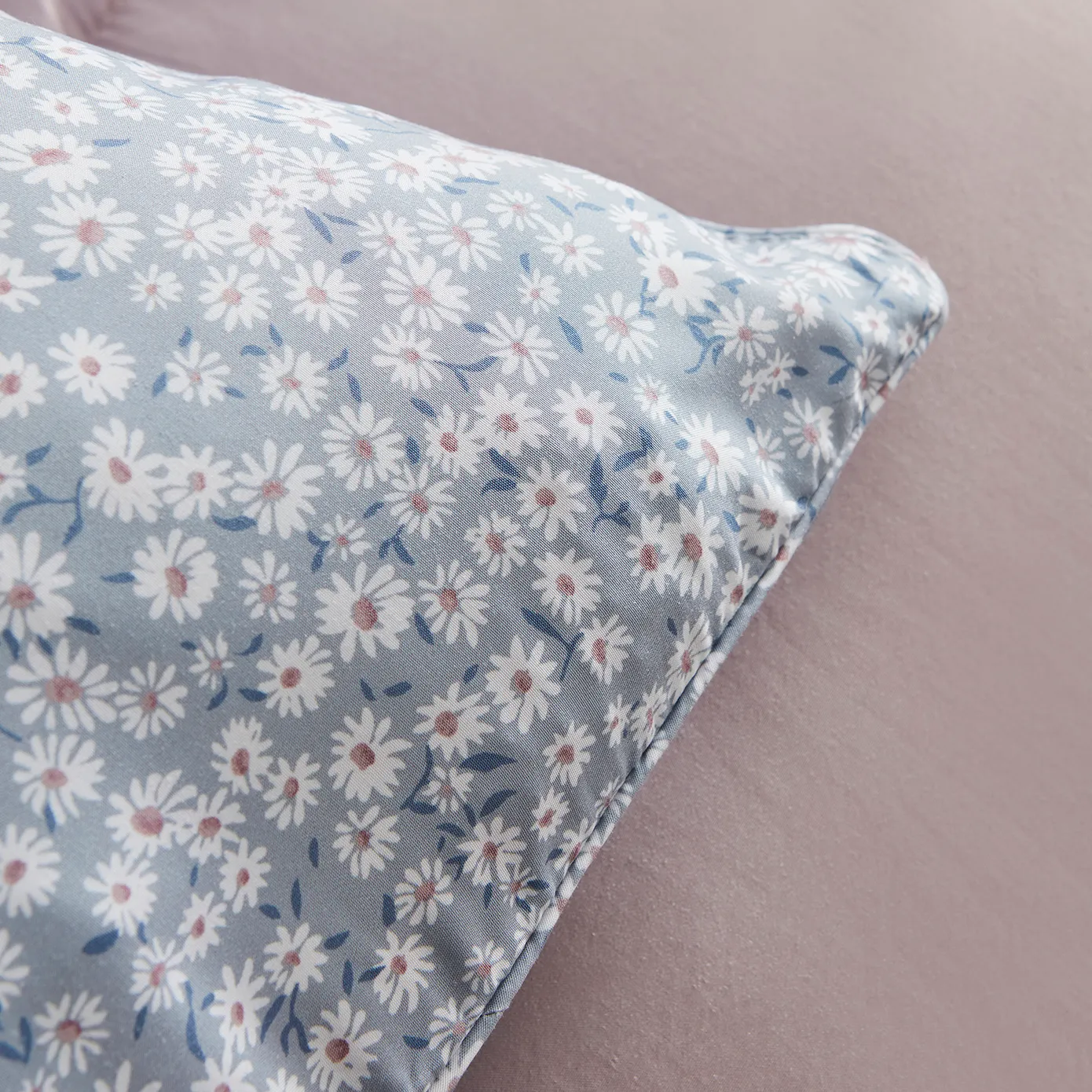 Karaca Dexie Doppel Bettdecken Set, Rosa, 200x200, 50x70 cm - Image 4
