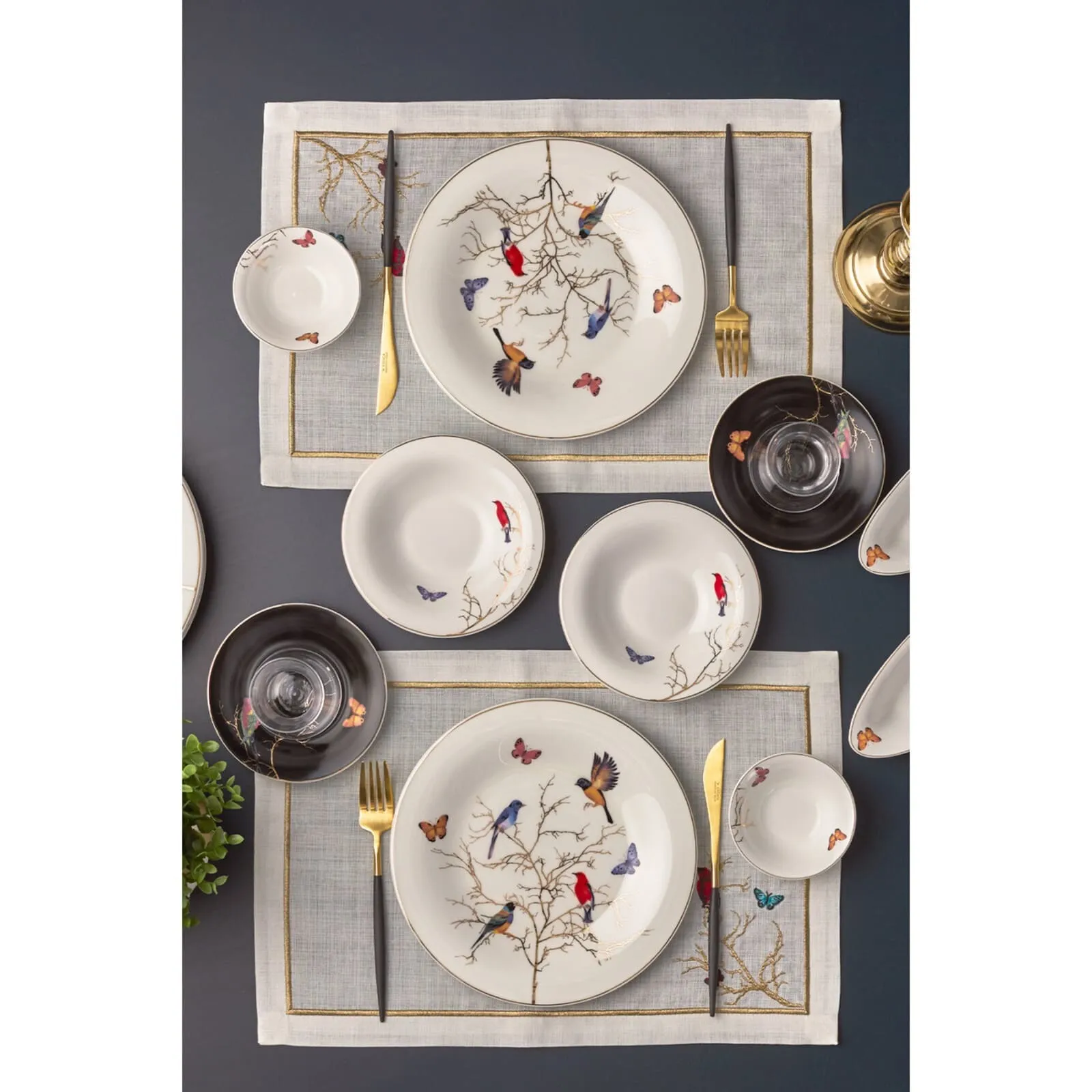 Karaca Fine Pearl Grace Black 26-teiliges Frühstücksset und Servierschalen Rnd - Image 4