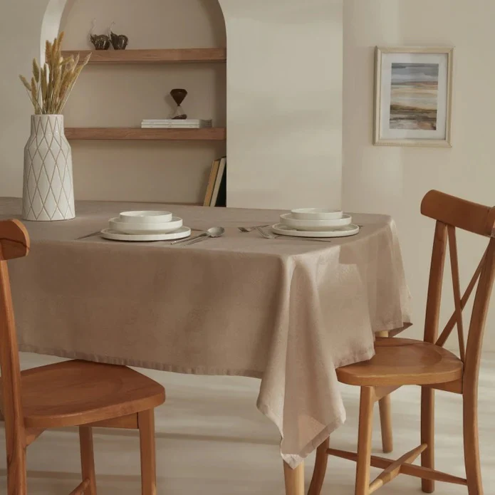 Karaca Home Elizabeth Tischdecke Beige, 140 x 200 cm - Image 3