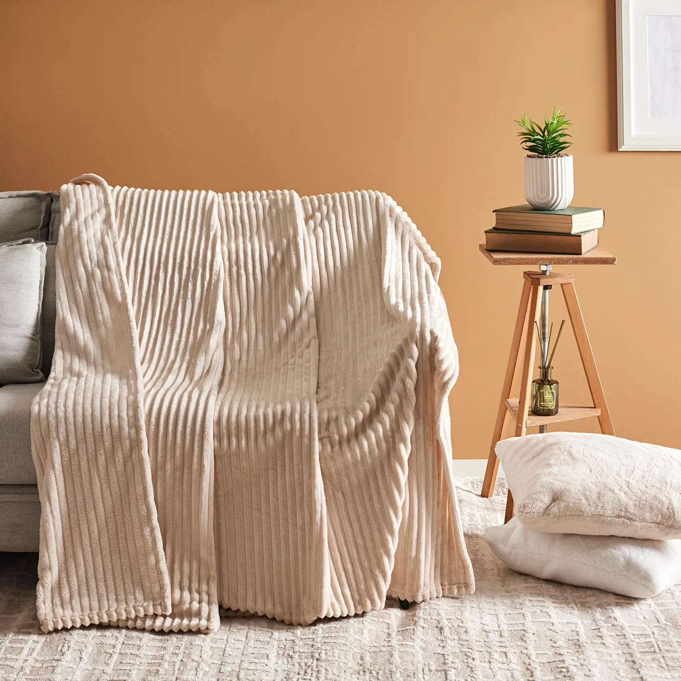 Karaca Ruby Stripe Wellsoft Doppel Decke, Ecru - Image 2